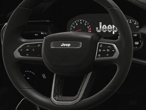 Certified 2025 Jeep Compass Latitude w/ Convenience Group image 21