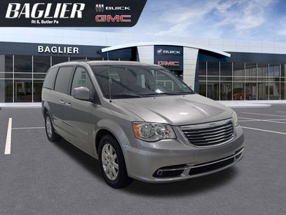 Used 2016 Chrysler Town & Country Touring w/ Driver Convenience Group