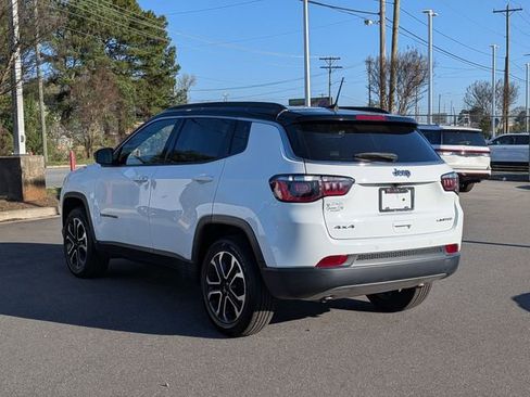 Used 2024 Jeep Compass Limited image 5