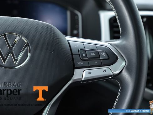 Used 2023 Volkswagen Atlas Cross Sport SE w/ Panoramic Sunroof Package image 22