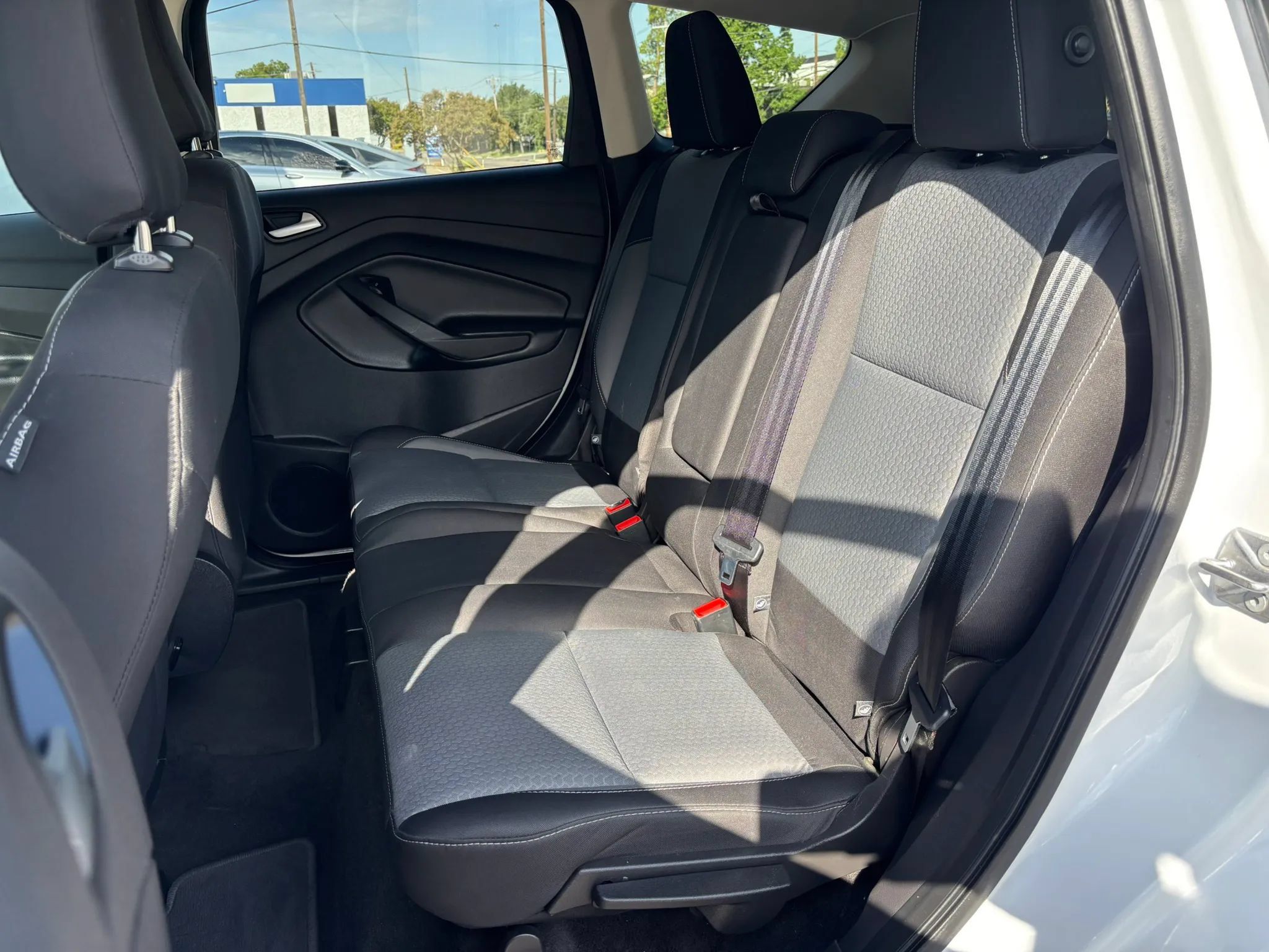 Used 2018 Ford Escape SE AWD/4WD image 46
