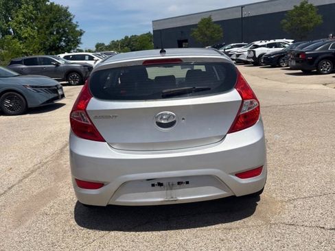 Used 2012 Hyundai Accent GS FWD image 6