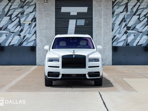 Used 2022 Rolls-Royce Cullinan AWD/4WD image 4