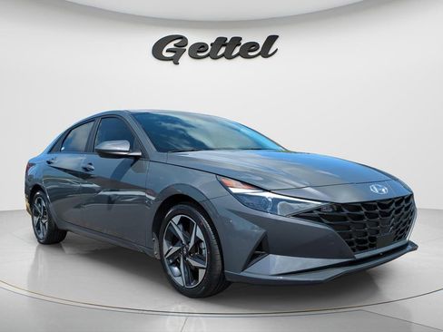 Certified 2023 Hyundai Elantra SEL w/ Convenience Package FWD image 2