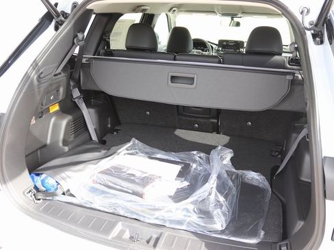 New 2025 Mitsubishi Outlander SE image 24