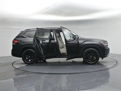 Used 2022 Volkswagen Atlas SE FWD image 4
