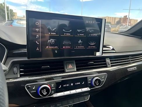 Used 2023 Audi S4 Premium Plus w/ Premium Plus Package AWD/4WD image 31