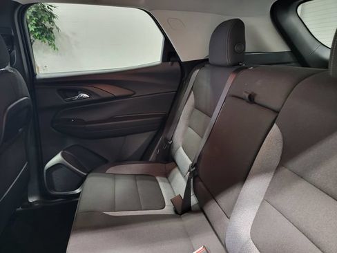 Certified 2025 Chevrolet TrailBlazer LT w/ Convenience Package FWD image 14