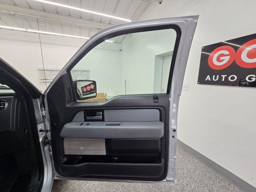 Used 2014 Ford F150 XLT w/ Equipment Group 302A Luxury AWD/4WD image 28