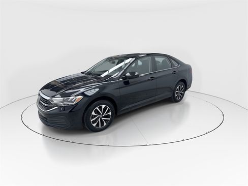 Used 2023 Volkswagen Jetta S image 4