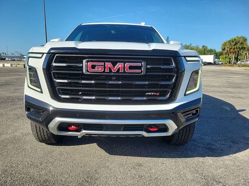 Used 2025 GMC Yukon AT4 Ultimate image 3