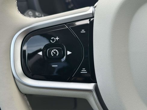 New 2026 Volvo XC90 B6 Ultra image 22