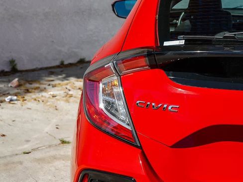 Used 2017 Honda Civic EX image 8