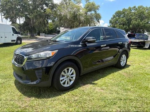 Used 2019 Kia Sorento FWD V6 image 1