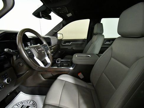 Used 2022 GMC Sierra 1500 SLT w/ SLT Premium Package image 5