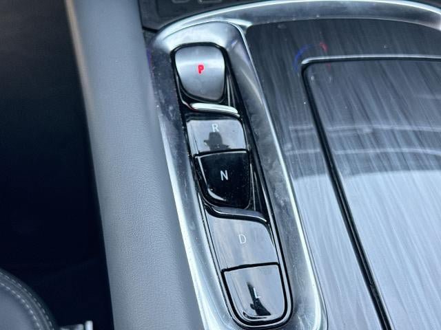 Certified 2024 Buick Enclave Essence w/ Sport Touring Edition FWD image 16