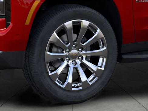 New 2025 Chevrolet Suburban Premier image 9