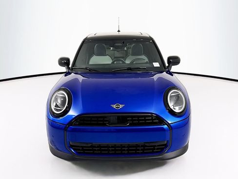 New 2026 MINI Cooper 4-Door Hardtop FWD image 2
