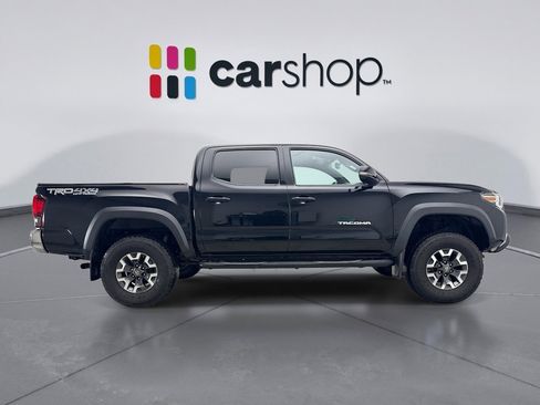 Used 2019 Toyota Tacoma TRD Off-Road image 6