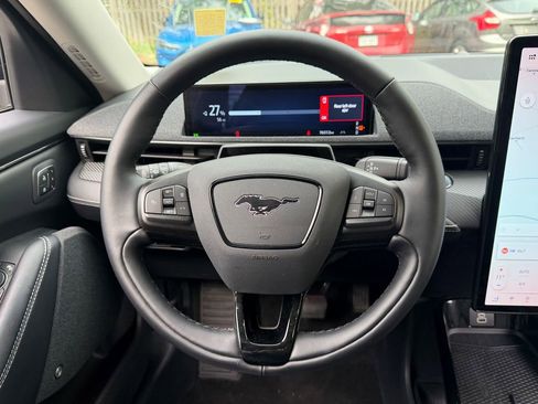 Certified 2025 Ford Mustang Mach-E Premium AWD/4WD image 20