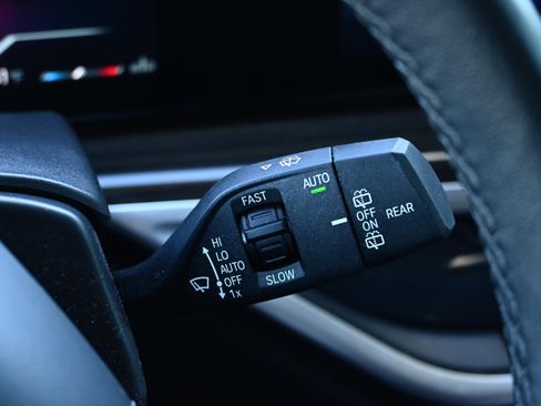 Certified 2025 BMW X7 xDrive40i w/ Premium Package image 37