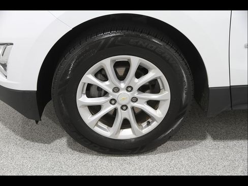 Used 2020 Chevrolet Equinox LS FWD image 21