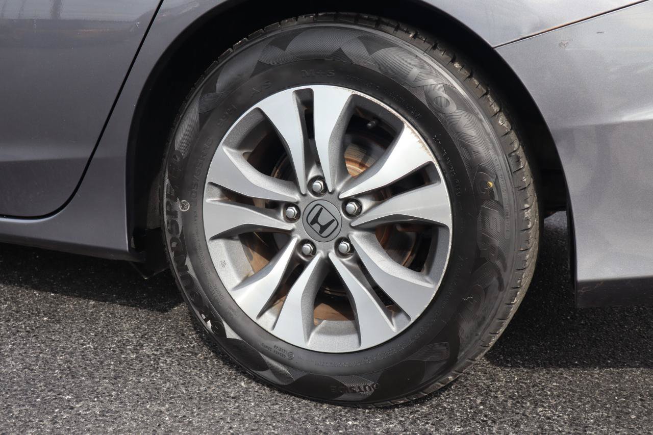 Used 2013 Honda Accord LX image 22