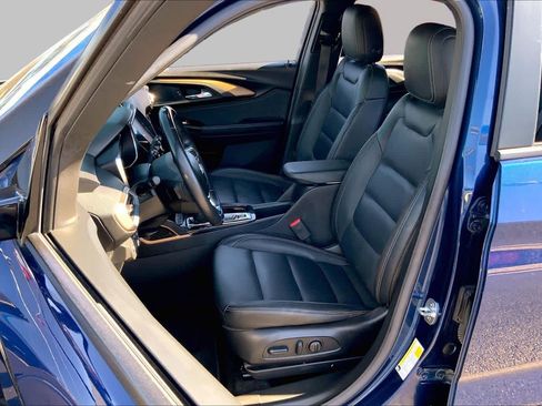 Certified 2023 Chevrolet TrailBlazer ACTIV w/ Sun and Liftgate Package FWD image 6