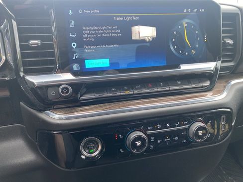 Used 2023 Chevrolet Silverado 1500 LT AWD/4WD image 16