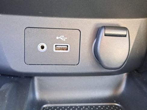 Certified 2020 Nissan Rogue SL w/ Premium Package image 29