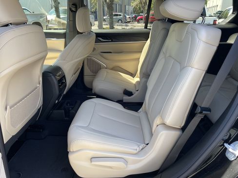 New 2026 Jeep Grand Cherokee L Limited image 40