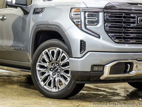 Certified 2024 GMC Sierra 1500 Denali Ultimate AWD/4WD image 3