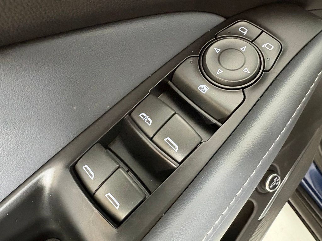 Certified 2023 Buick Enclave Essence w/ Experience Buick Package FWD image 25