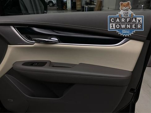 Used 2021 Cadillac XT6 Premium Luxury AWD/4WD image 28