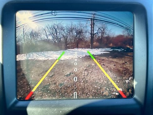 Used 2016 Jeep Cherokee Latitude w/ Cold Weather Group image 28