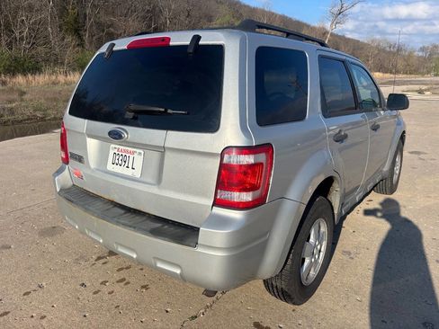 Used 2009 Ford Escape XLT image 5