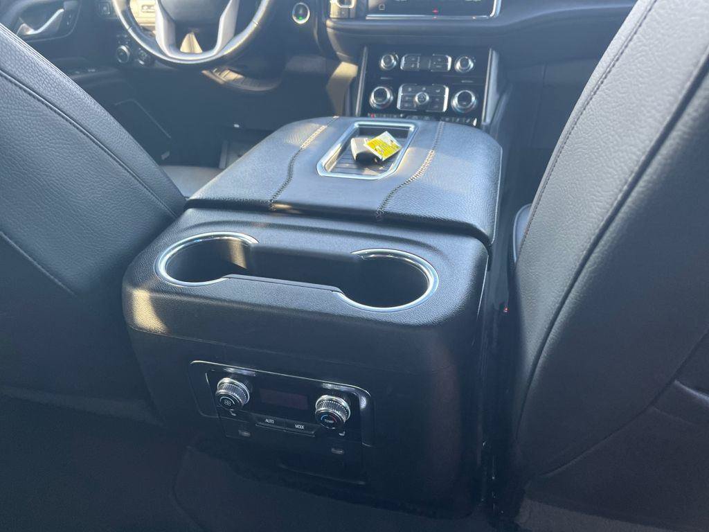 Used 2023 GMC Yukon Denali AWD/4WD image 30