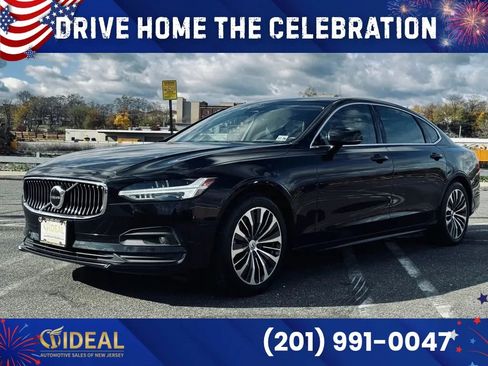 Used 2023 Volvo S90 B6 Plus AWD/4WD image 2