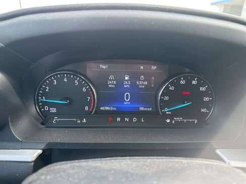 Used 2022 Ford Explorer XLT image 12