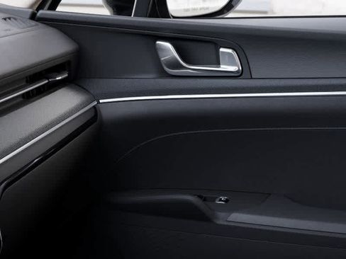 New 2026 Kia K5 LXS image 25