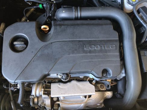 Used 2019 Chevrolet Malibu LT FWD image 30