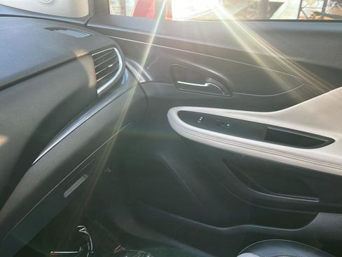 Used 2018 Buick Encore Preferred image 20