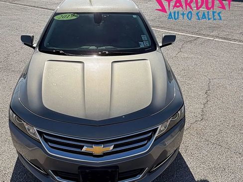 Used 2019 Chevrolet Impala LT FWD image 2