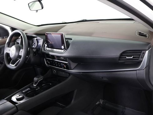 Used 2023 Nissan Rogue S AWD/4WD image 24