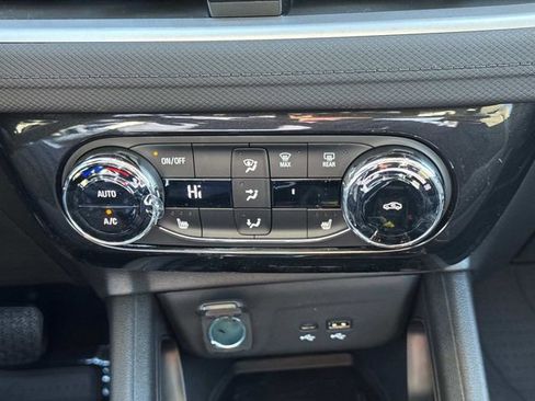 New 2026 Chevrolet TrailBlazer LT w/ Convenience Package FWD image 29