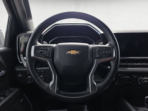 Used 2023 Chevrolet Silverado 1500 LTZ w/ Z71 Off-Road Package AWD/4WD image 13
