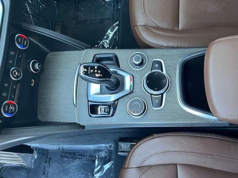 Used 2022 Alfa Romeo Stelvio Ti image 18