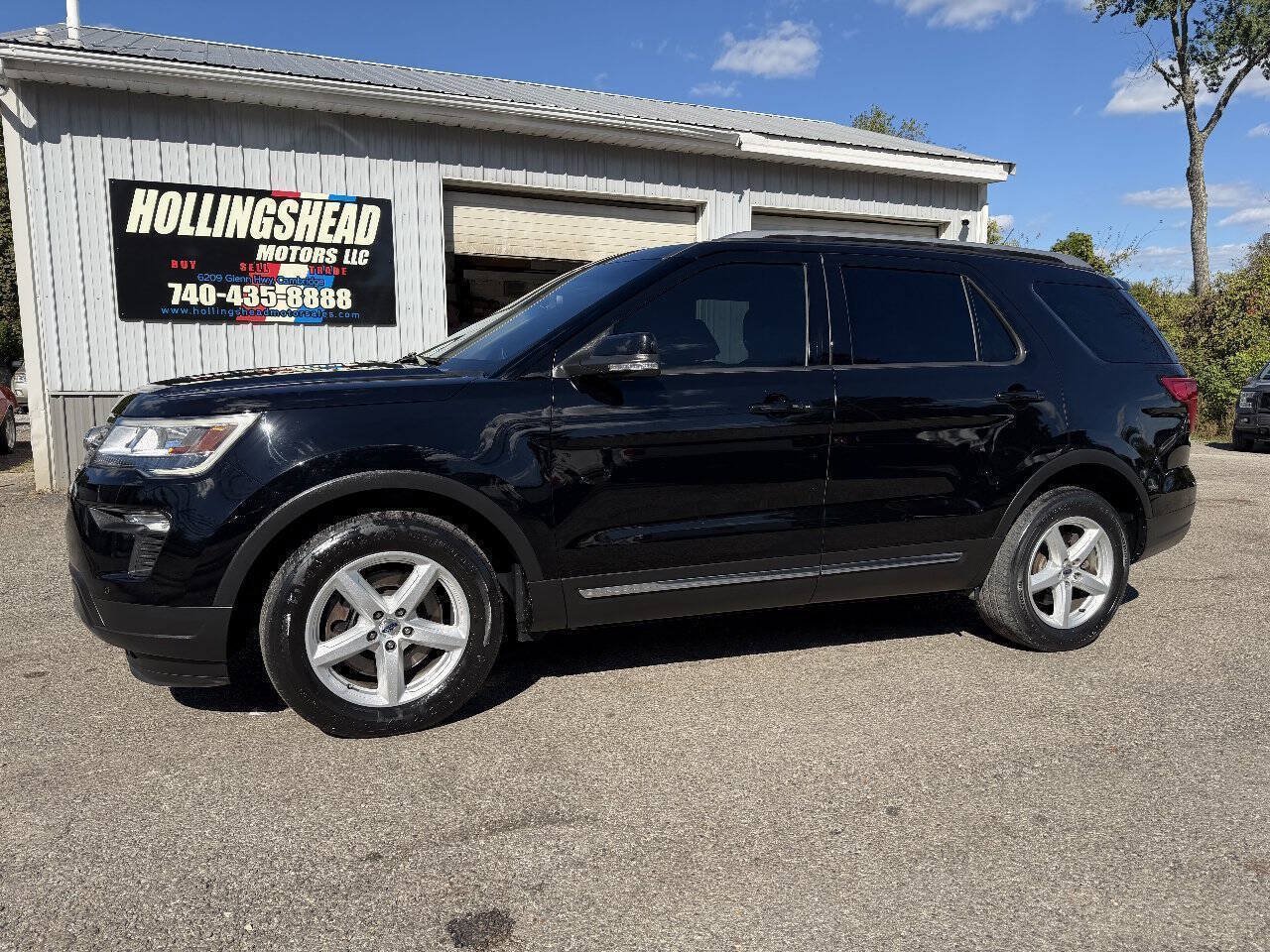 Used 2018 Ford Explorer XLT w/ Equipment Group 202A FWD image 1
