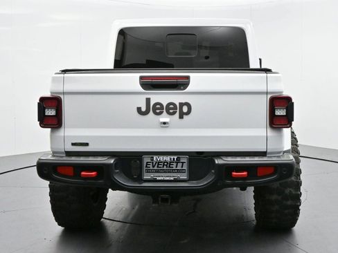 Used 2021 Jeep Gladiator Rubicon AWD/4WD image 6