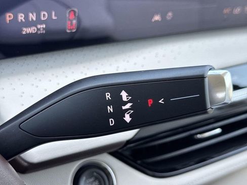 New 2026 Buick Enclave Avenir w/ Super Cruise Package AWD/4WD image 13